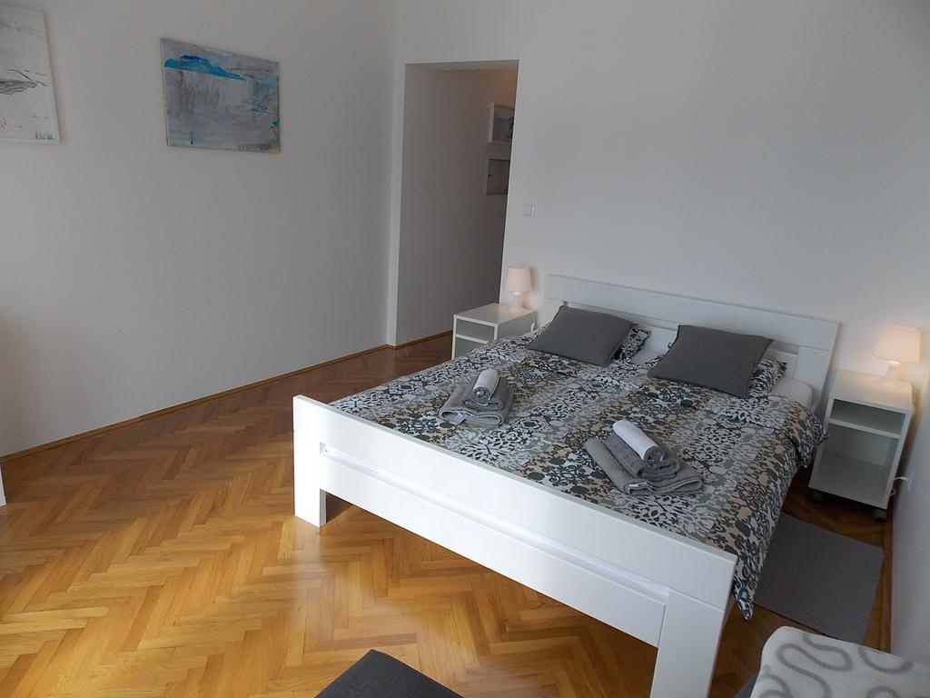 Apartment Ellalinda Опатия Экстерьер фото